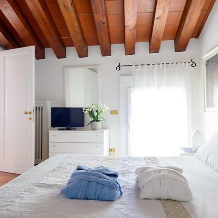 Apartment Deluxe Isola Di Mezzo Τρεβίζο Εξωτερικό φωτογραφία
