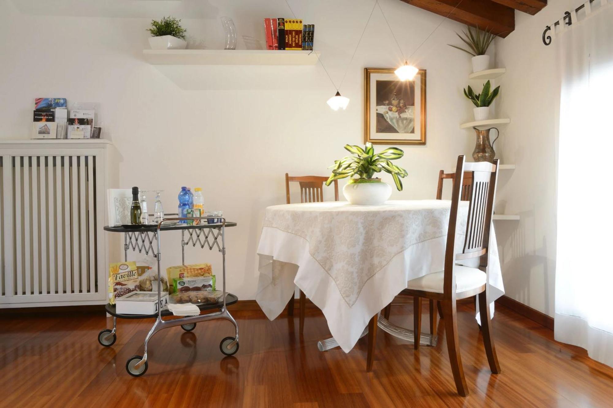 Apartment Deluxe Isola Di Mezzo Τρεβίζο Εξωτερικό φωτογραφία